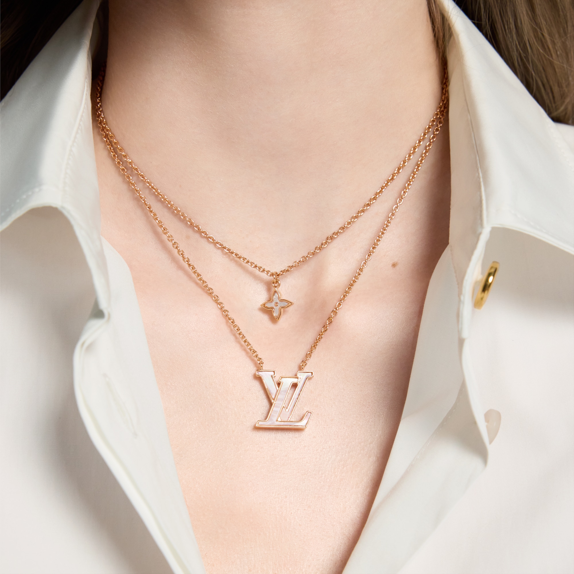 Lady LV Pearlescent Necklace S00 - Women - Fashion Jewelry | LOUIS